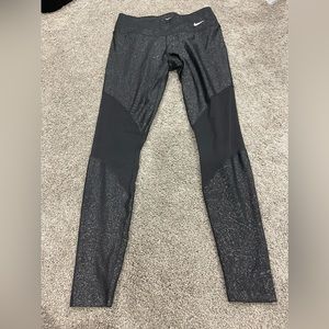 Nike leggings - Size Medium